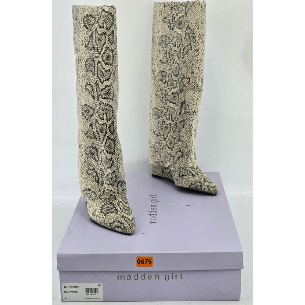 Madden Girl Evannder Foldover Wedge Boots Womens 7 Black White Snakeskin - New